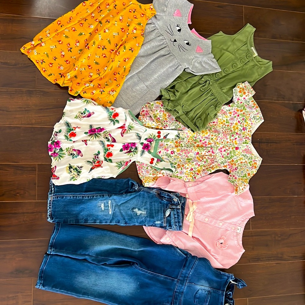 Kids bundle 3T -8 items. Overalls, jeans, long sleeve shirt, 2 romper, 3 dresses